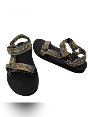 Teva Men's Black Sandals with Olive & Mustard Patterned Straps. Size 8
